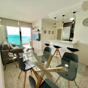 Hermoso Edificio Frente Al Mar Con Gran Terraza Y Hermosas Vistas Las Palmas de Gran Canaria