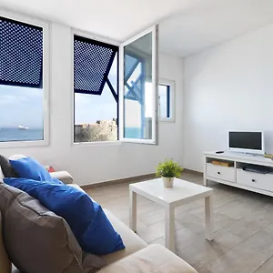 Flatguest - Castle Sea View Apartment