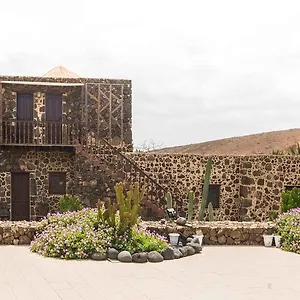 *** Affittacamere Rural Restaurante Mahoh Spagna